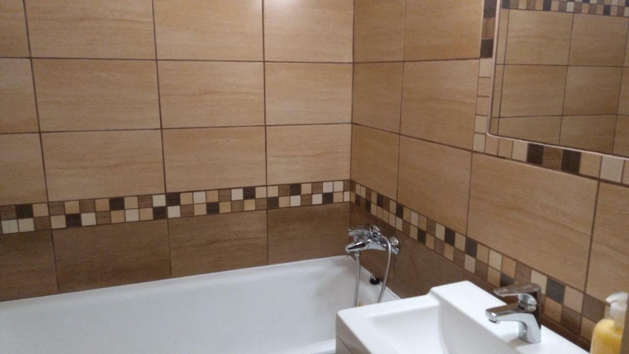Gesztenyes Apartman Мишкольц Экстерьер фото