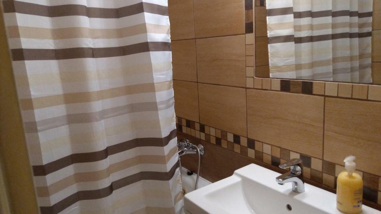 Gesztenyes Apartman Мишкольц Экстерьер фото