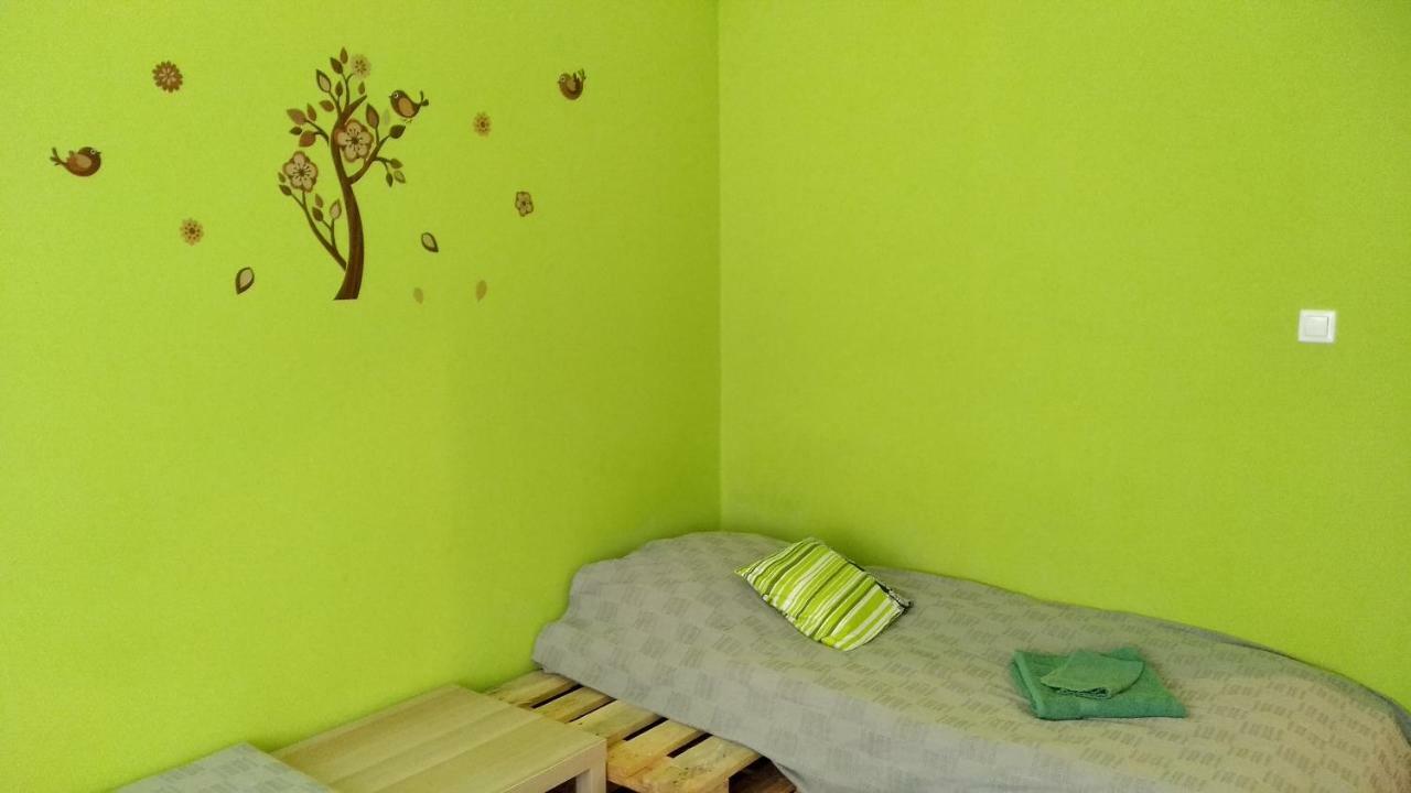 Gesztenyes Apartman Мишкольц Экстерьер фото